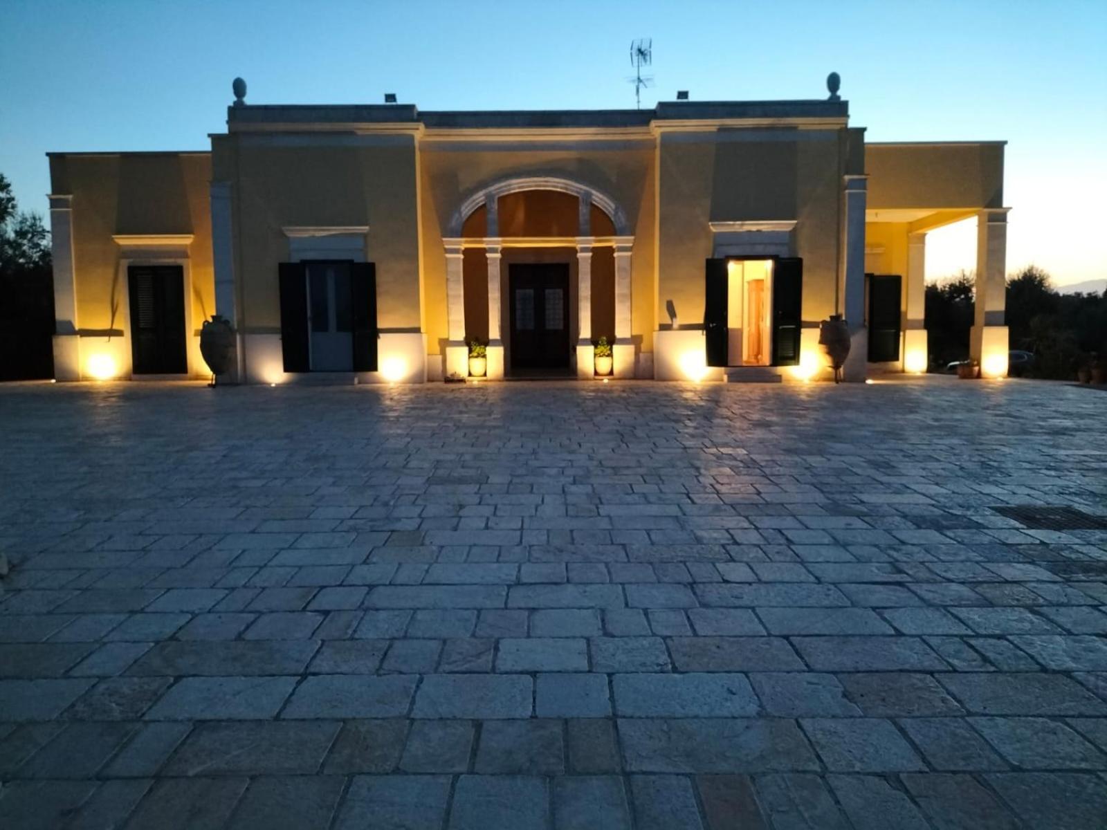 Oleum Hotell Mesagne Exteriör bild